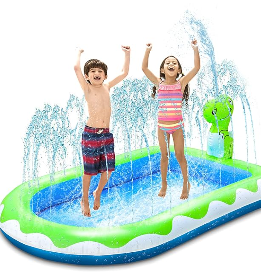 PISCINA CON ASPERSOR DE AGUA